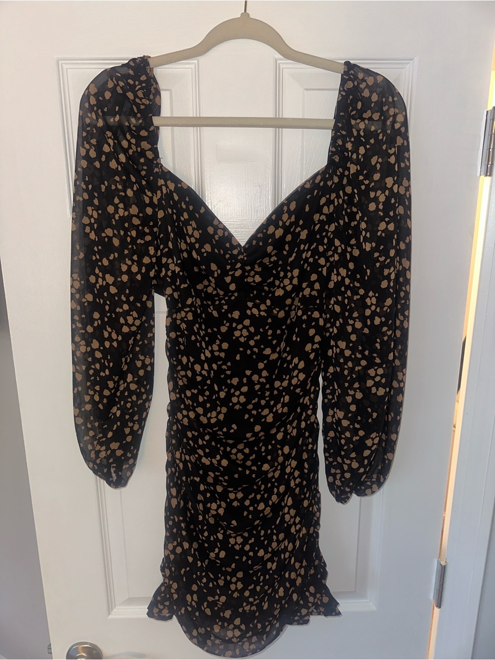 All in Favor Black & Tan Long Sleeve V-Neck Ruched Mini Dress